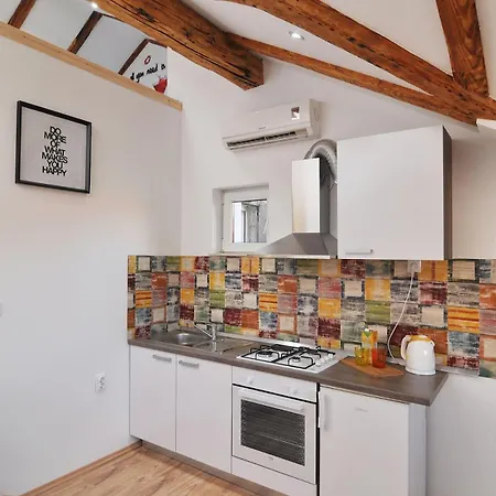 Center Gabriela Apartamento Split